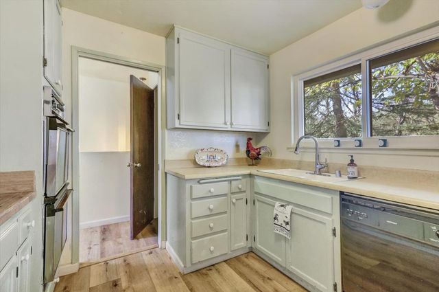 23126 Foothill Rd, Auburn, CA 95602