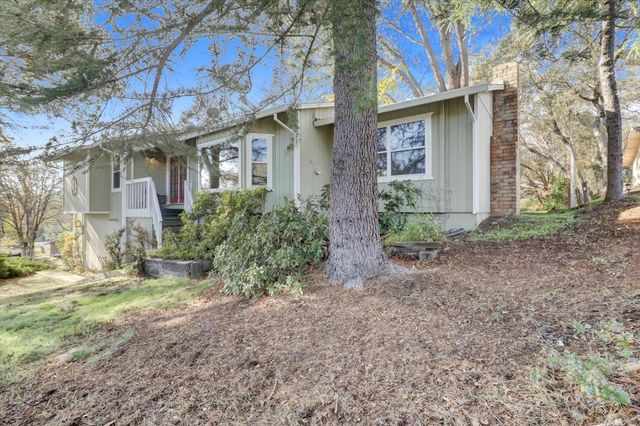 23126 Foothill Rd, Auburn, CA 95602
