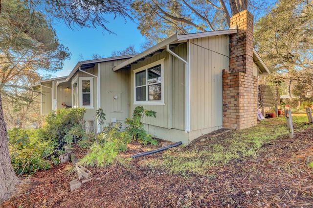 23126 Foothill Rd, Auburn, CA 95602