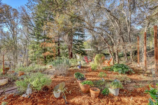 23126 Foothill Rd, Auburn, CA 95602