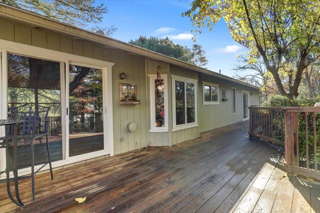 23126 Foothill Rd, Auburn, CA 95602