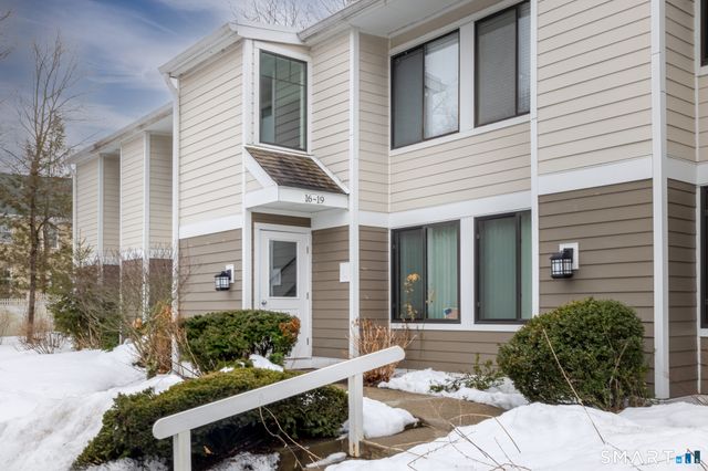 19 Cook Close 19, Ridgefield, CT 06877