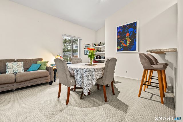 19 Cook Close 19, Ridgefield, CT 06877