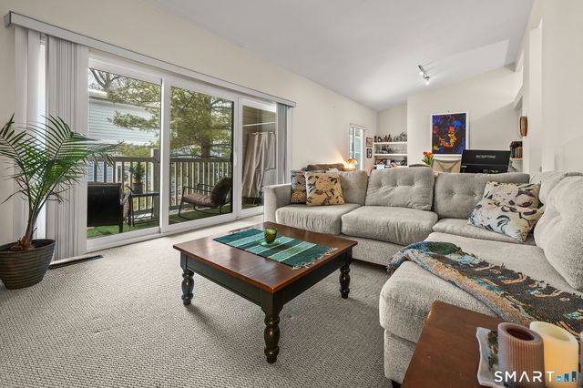 19 Cook Close 19, Ridgefield, CT 06877