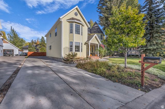 2242 DOC HOLIDAY DR, Park City, UT 84060