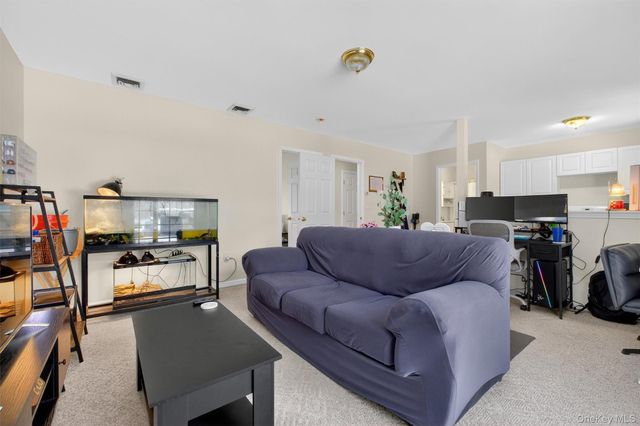 192 Robinson Lane, Wappingers Falls, NY 12590