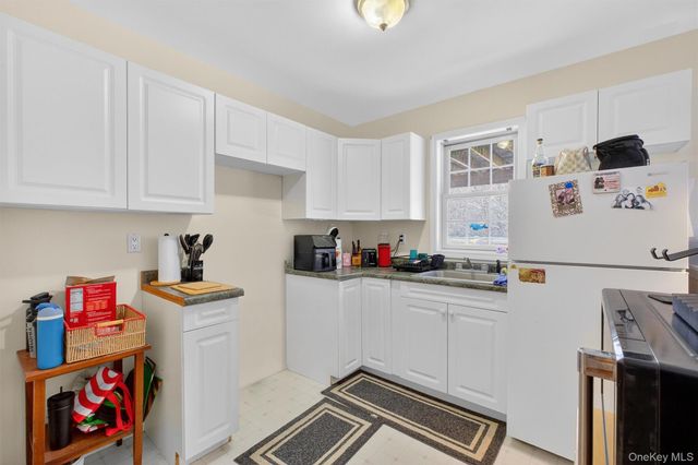 192 Robinson Lane, Wappingers Falls, NY 12590