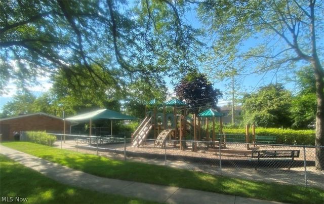 23835 David Drive 207, North Olmsted, OH 44070