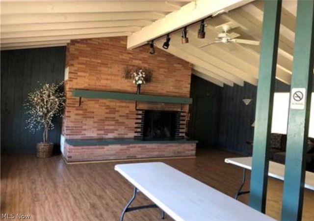 23835 David Drive 207, North Olmsted, OH 44070
