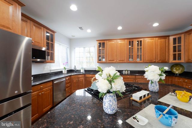 16309 SANDY RIDGE CT, Woodbridge, VA 22191