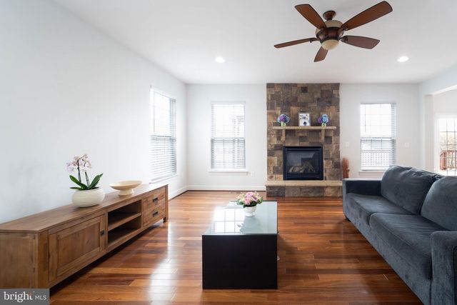 16309 SANDY RIDGE CT, Woodbridge, VA 22191