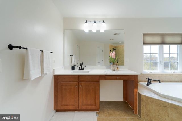 16309 SANDY RIDGE CT, Woodbridge, VA 22191