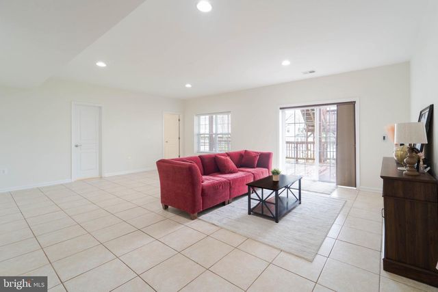 16309 SANDY RIDGE CT, Woodbridge, VA 22191