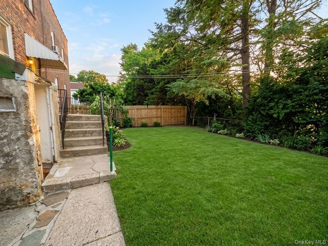 4451 Matilda Avenue, Bronx, NY 10470