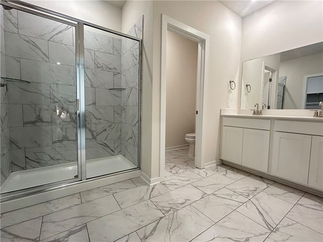 4825 W Triangle Street, Fayetteville, AR 72704