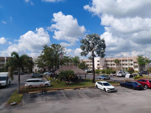 6850 Royal Palm Boulevard 211g, Margate, FL 33063