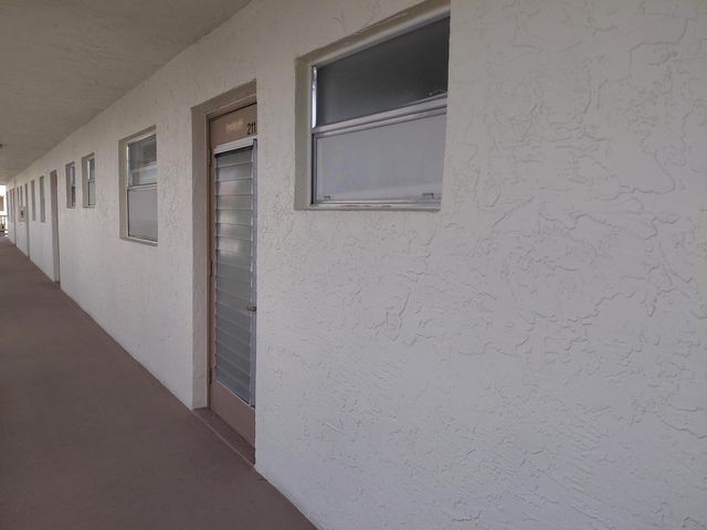 6850 Royal Palm Boulevard 211g, Margate, FL 33063