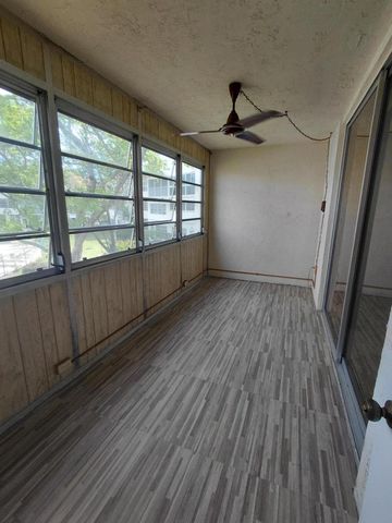 6850 Royal Palm Boulevard 211g, Margate, FL 33063