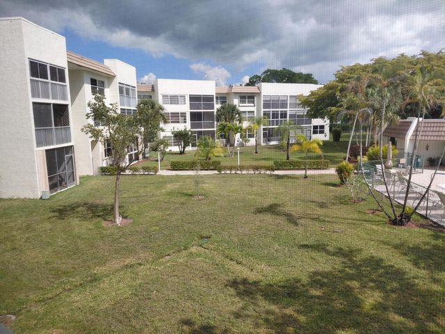 6850 Royal Palm Boulevard 211g, Margate, FL 33063