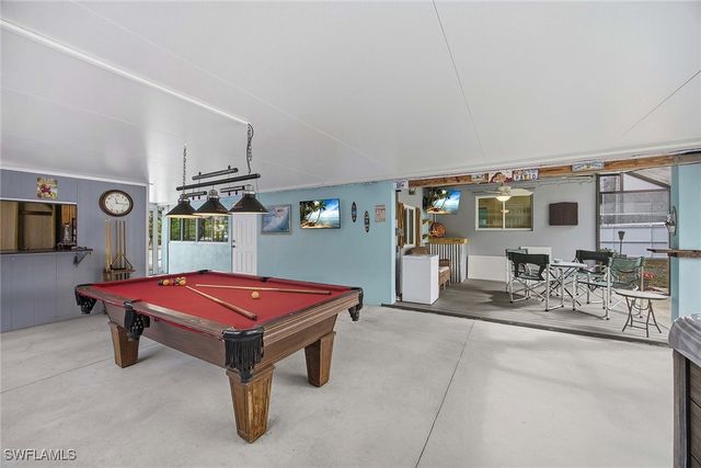 10690 Crockett ST, Bonita Springs, FL 34135