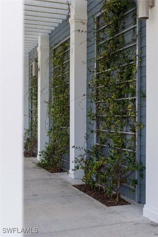 10690 Crockett ST, Bonita Springs, FL 34135