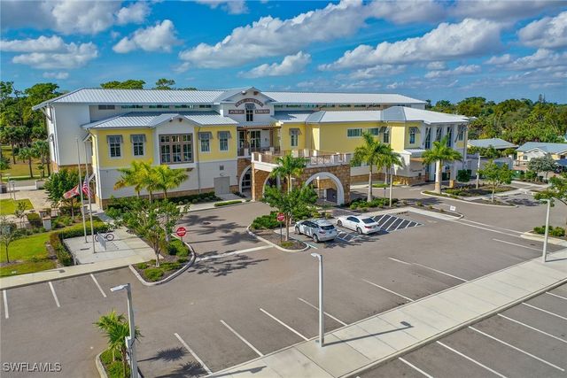 10690 Crockett ST, Bonita Springs, FL 34135