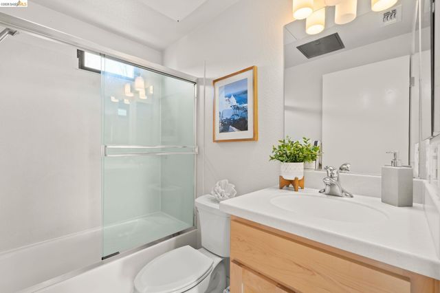 1780 12TH ST, Oakland, CA 94607