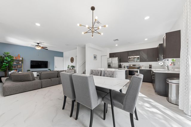 4622 Belgian Lane, Davie, FL 33314