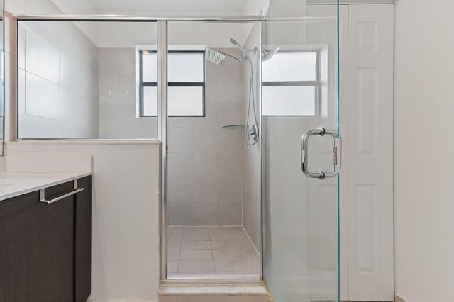 4622 Belgian Lane, Davie, FL 33314