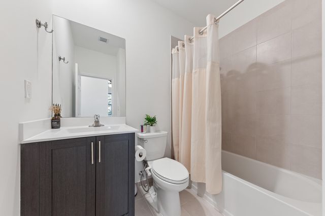 4622 Belgian Lane, Davie, FL 33314