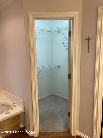 4207 Bryant Park Dr, Louisville, KY 40299