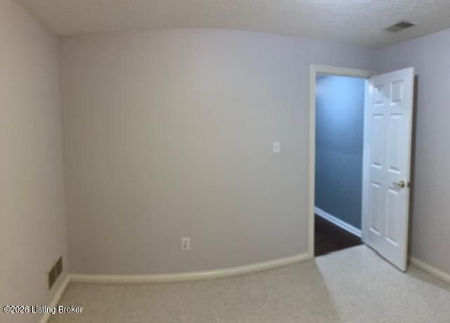4207 Bryant Park Dr, Louisville, KY 40299