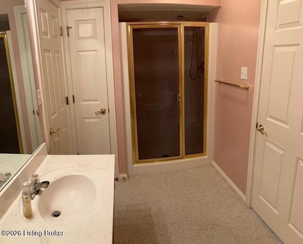 4207 Bryant Park Dr, Louisville, KY 40299