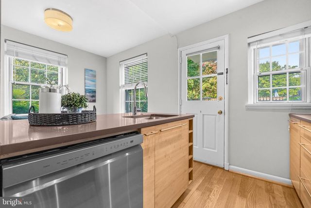 3574 S STAFFORD ST, Arlington, VA 22206