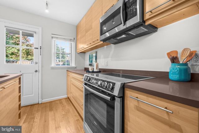3574 S STAFFORD ST, Arlington, VA 22206