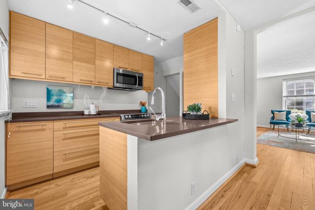 3574 S STAFFORD ST, Arlington, VA 22206