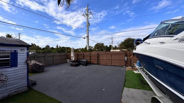 1825 N 24th Avenue, Hollywood, FL 33020