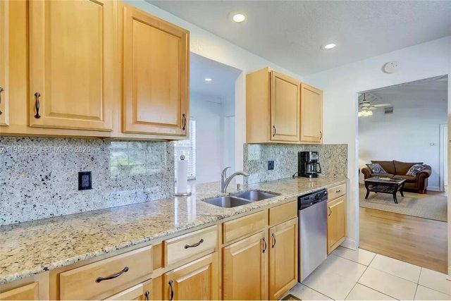1825 N 24th Avenue, Hollywood, FL 33020