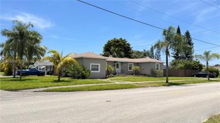 1825 N 24th Avenue, Hollywood, FL 33020