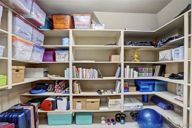 4312 S Quinoa Avenue, Broken Arrow, OK 74011