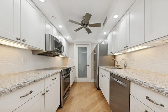 3000 N Ocean Drive 18 G, Singer Island, FL 33404