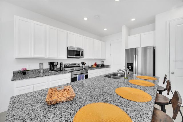 808 LONGBOAT DRIVE, Davenport, FL 33896