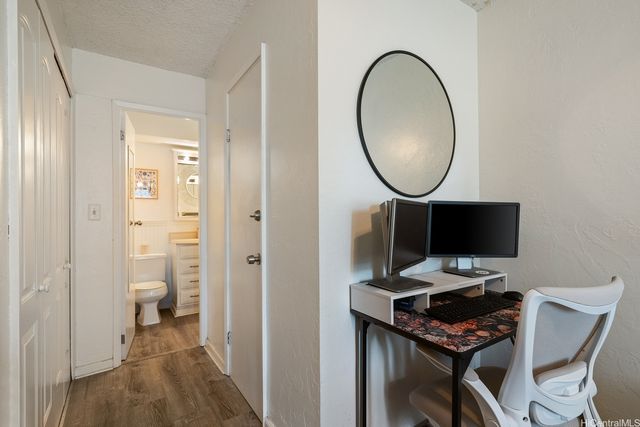 411 Kaiolu Street 302, Honolulu, HI 96815