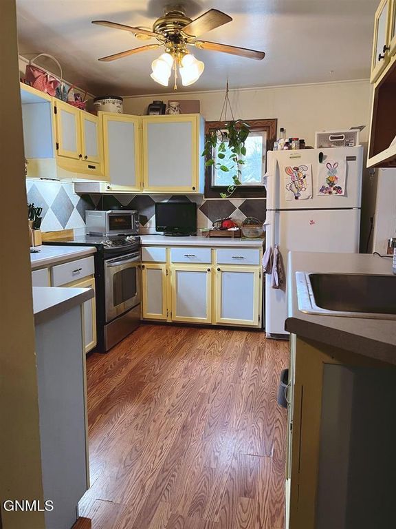 25 1st Street SW, Sawyer, ND 58781 photo 7