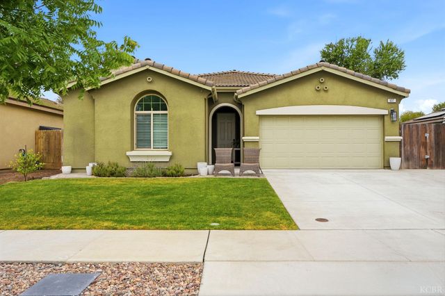 637 Melbourne Way, Lemoore, CA 93245