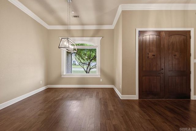 127 Lake Valley Dr., Maumelle, AR 72113