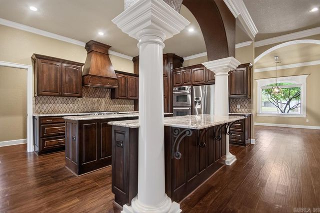 127 Lake Valley Dr., Maumelle, AR 72113