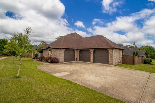 127 Lake Valley Dr., Maumelle, AR 72113