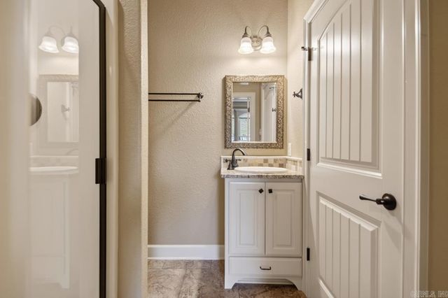 127 Lake Valley Dr., Maumelle, AR 72113