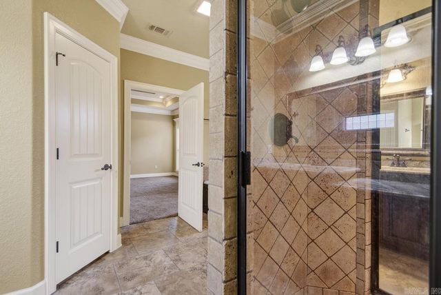 127 Lake Valley Dr., Maumelle, AR 72113